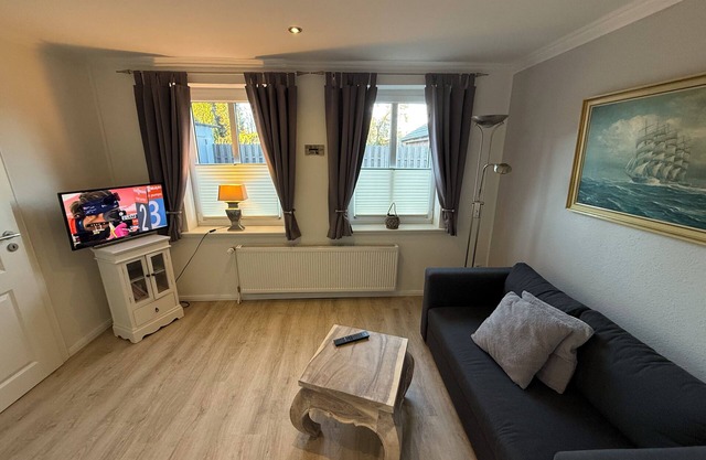 Apartment "Ole Karkenwech" Husum-Rödemis close to the station