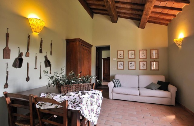 Apartment OLIVE TREE (Agriturismo Il Corniolo)