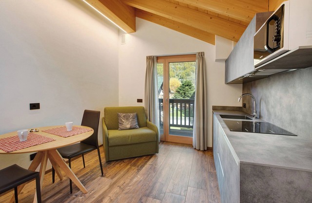 Apartment "Olympic Chalet 12" with Mountain View, Balconies & Wi-Fi