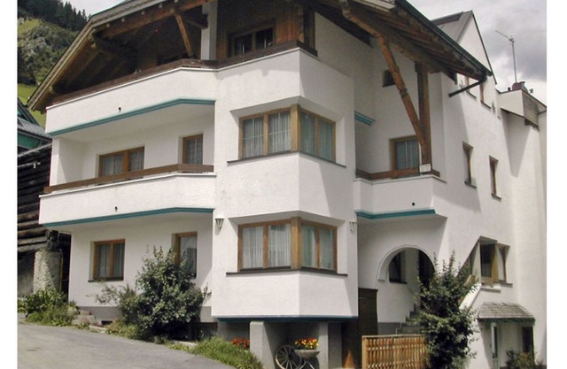 Apartment on a Ski-Slope in Ischgl with Sauna & Balcony