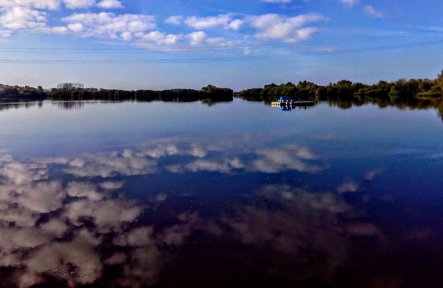 Apartment on a small peninsula, few minutes from the waterfront with a boat dock