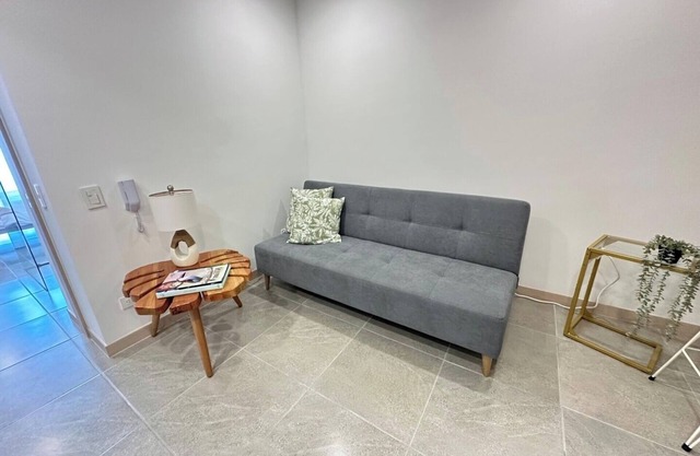 Apartment on Centenario Avenue with pool and gym