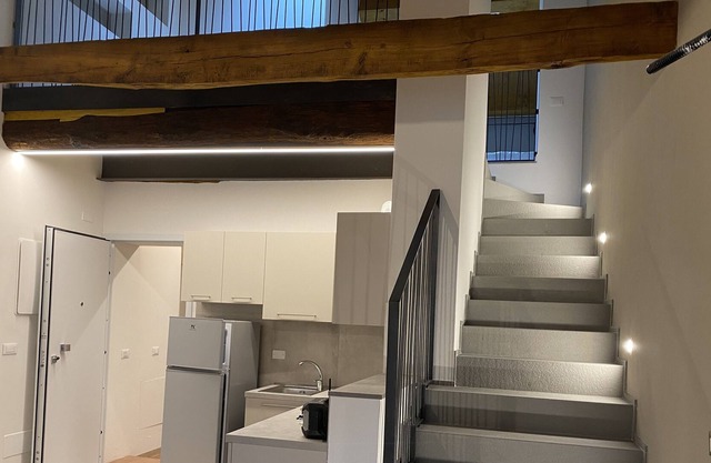 Apartment on two levels in front of the Public Gardens N 3