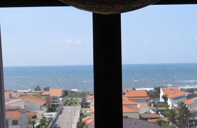 Apartment on the beach, spacious, family holiday