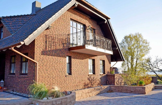 Apartment on the lake