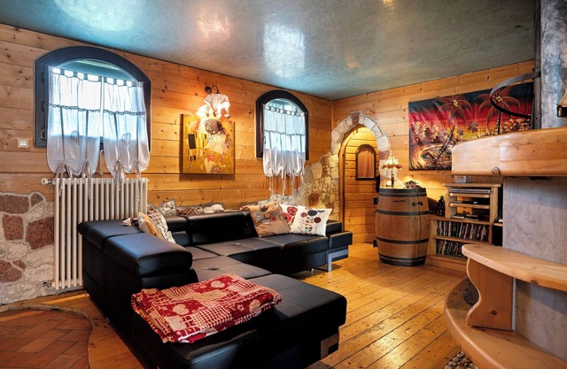 Apartment 'Original' with Mountain View, Private Garden and Wi-Fi