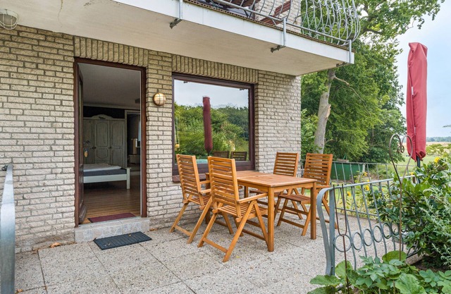 Apartment 'Ostseeblick Fewo 8' with Private Terrace, Shared Garden and Wi-Fi