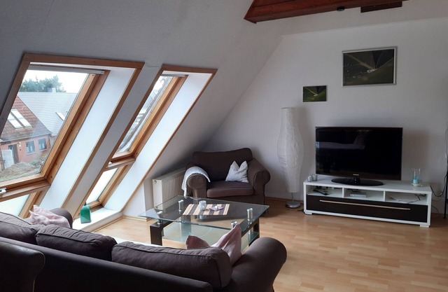 Apartment "Ostseeferienwohnung Storchennest" with Private Terrace & Wi-Fi