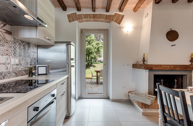 Apartment 'Palazzina Nel Cuore Del Mugello' with Mountain View, Wi-Fi and Air Conditioning
