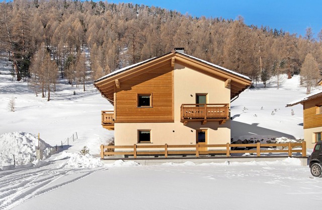 Apartment 'Palipert Nature House' with Mountain View, Shared Garden and Wi-Fi