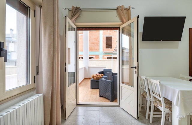Apartment 'Palma 2 ' with Private Terrace, Wi-Fi and Air Conditioning