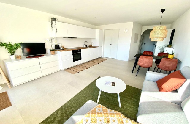 Apartment 'Panorama' with Mountain View, Private Terrace and Wi-Fi