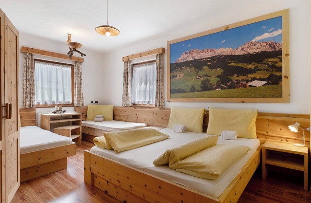Apartment 'Paracia App Cir' with Sea View, Shared Garden and Wi-Fi
