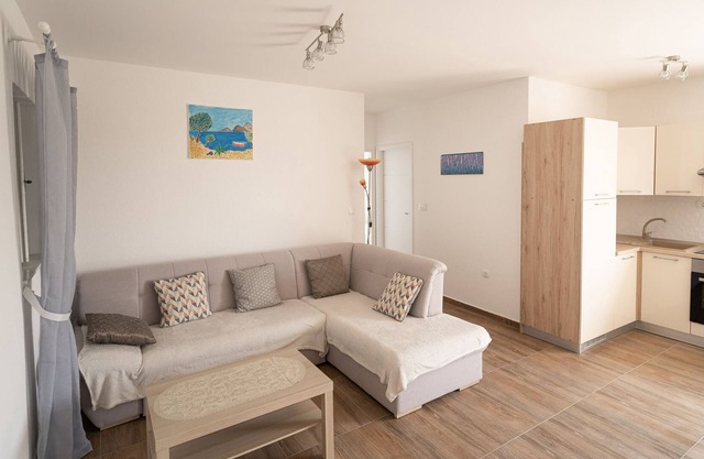 Apartment Pave and Ema apartman (95901-A1) - Konjevrate