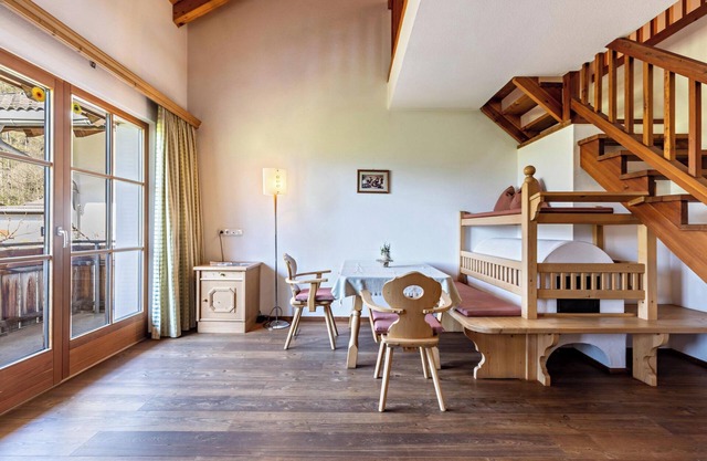 Apartment 'Peintenhof Typ B' with Mountain View, Balcony & Wi-Fi