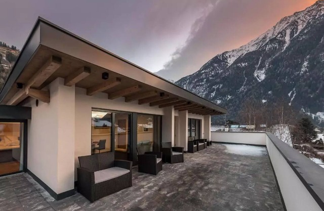 Apartment 'Penthouse Xl- Right' with Mountain View, Shared Pool and Wi-Fi