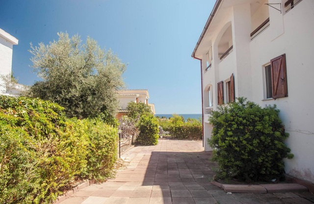 Apartment “Piano Terra” close to the Beach with A/C, Veranda & Garden