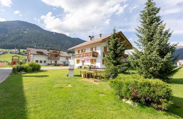 Apartment 'Pichlerhof Apt 2' with Mountain View, Private Terrace and Wi-Fi
