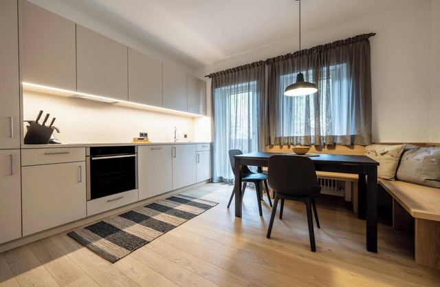 Apartment 'Plose 35' in strategic location with Mountain View, Balcony & Wi-Fi