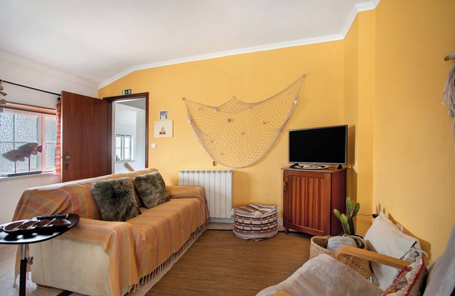 Apartment 'Porto Dinheiro Beach 2' with Shared Pool, Shared Terrace and Wi-Fi