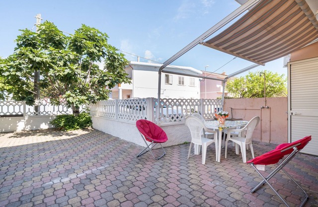 Apartment 'Posada Porto' with Private Terrace