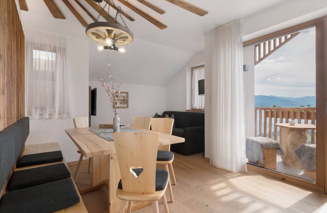Apartment 'Prielerhof Sunrise' with Mountain View, Private Terrace and Wi-Fi