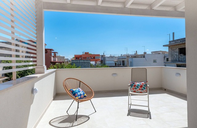Apartment 'Primo Piano - Mini' with Private Garden, Wi-Fi and Air Conditioning