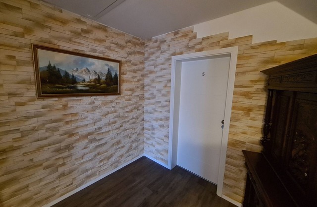Apartment-Private Bathroom-City view-2. Obergeschoss