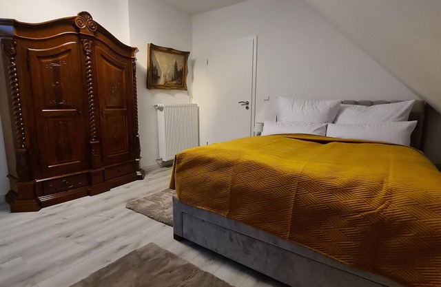 Apartment-Private Bathroom-Dachgeschoss