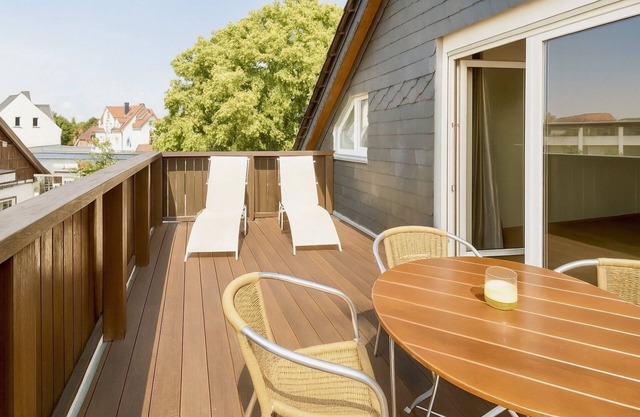 Apartment-Private Bathroom-Balcony