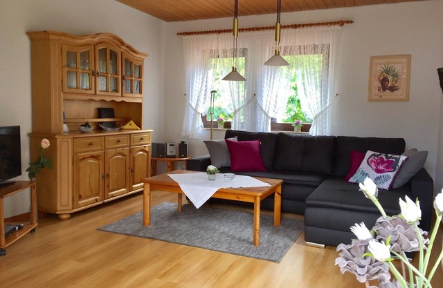 Apartment-Private Bathroom-Balcony-Ferienwohnung 3 im OG