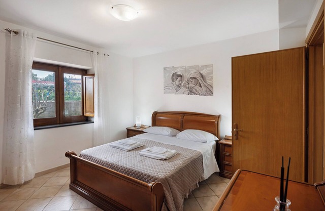 Apartment 'Procida Vista Cortile' with Shared Garden and Wi-Fi