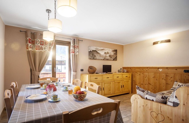 Apartment 'Punta Ceresole 4061 Maison Gerard' with Mountain View, Shared Garden and Wi-Fi