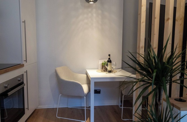 Apartment "Pure & Stylish: White"
