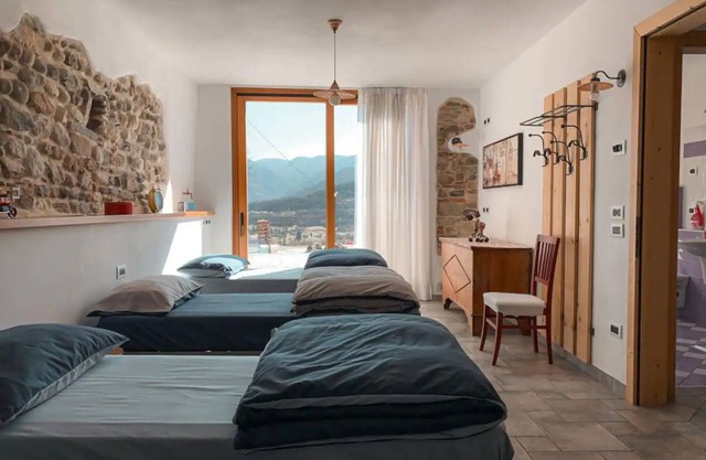 Apartment 'Quadrupla Piano Terra' with Mountain View and Private Terrace
