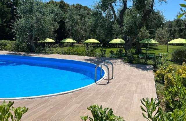 Apartment 'Quadrupla - Villa Terra Nostra' with Shared Pool, Wi-Fi and Air Conditioning