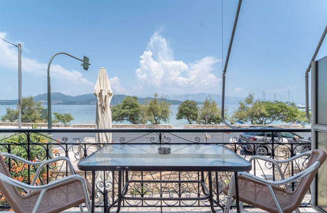 Apartment 'Quadruple 4' with Sea View, Wi-Fi and Air Conditioning