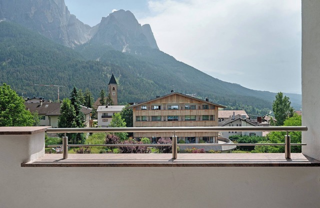 Apartment 'Residence Nussbaumer Apt B' with Mountain View, Shared Pool and Wi-Fi