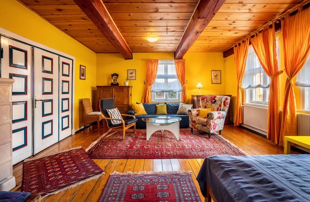 Apartment 'Reet Op De Eck' with Shared Garden and Wi-Fi