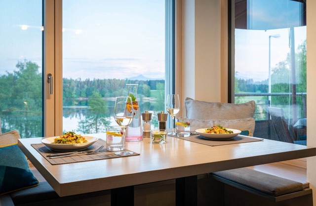 Apartment "Relaxx" with Lake View, Shared Garden & Wi-Fi