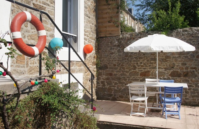 Apartment renovated, with private garden and beaches at 150 meters