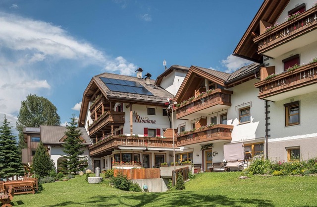 Apartment 'Residence Montana Typ G' with Mountain View, Wi-Fi & Balcony