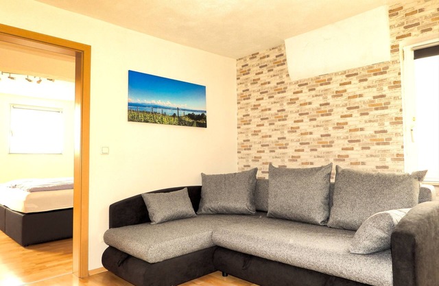 Apartment 'Rheinhessen Mit 60qm' with Wi-Fi