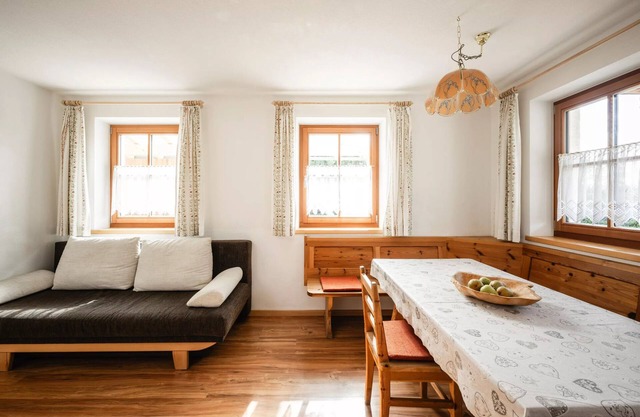 Apartment 'Rieplechn App Waldruhe' with Mountain View, Shared Garden and Wi-Fi