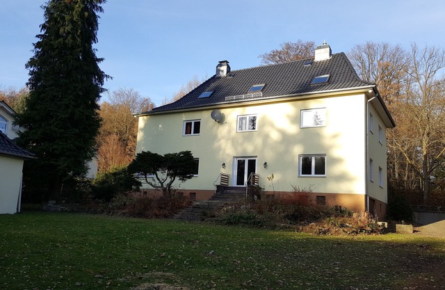 Apartment right by the forest with garden
