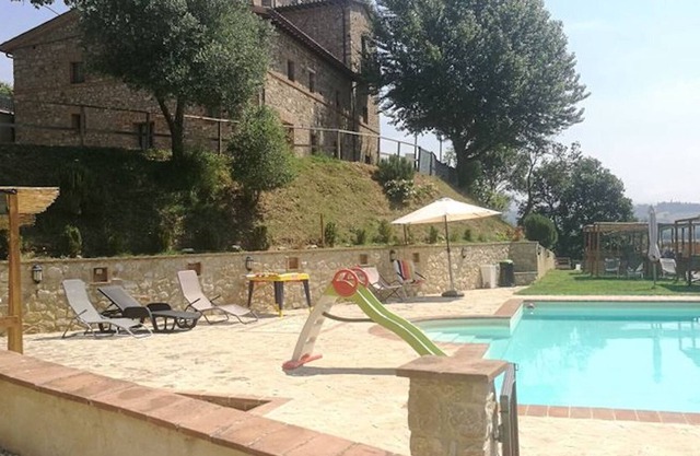 Apartment Rosa with 2 bedrooms and outdoor shared pool