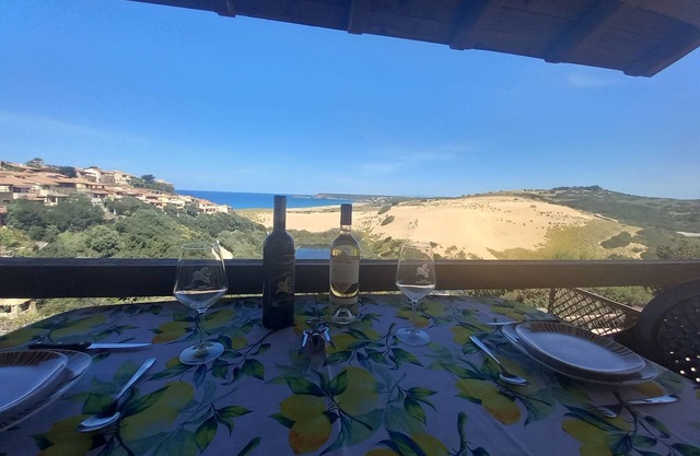 Apartment 'Rosmarino' with Sea View and Private Terrace