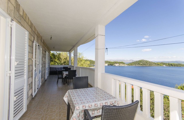 Apartment Ruža (53361-A1) - Sobra - island Mljet