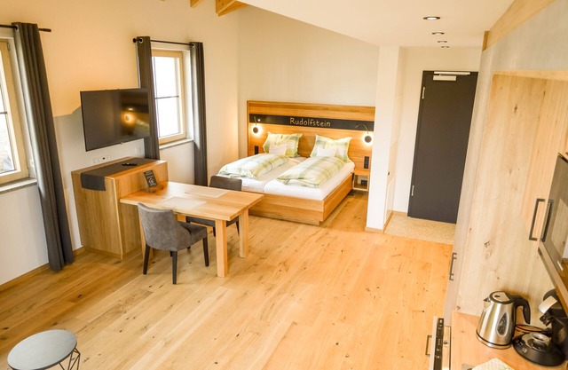 Apartment-Rudolfstein-Mobility bath
