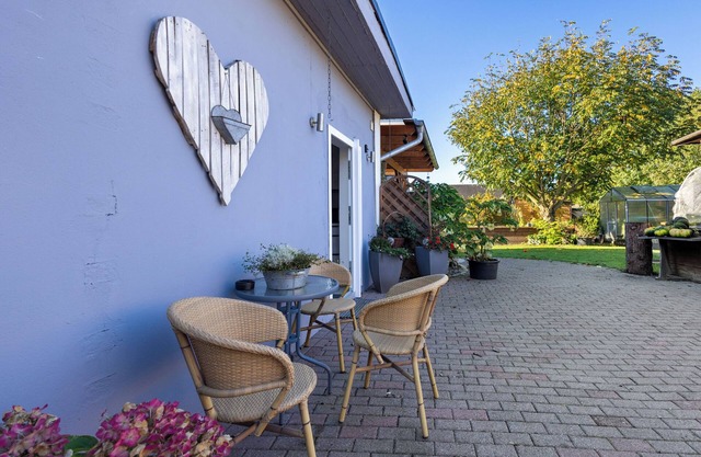 Apartment 'Süsse 2 Zimmerwohnung' with Private Terrace and Wi-Fi